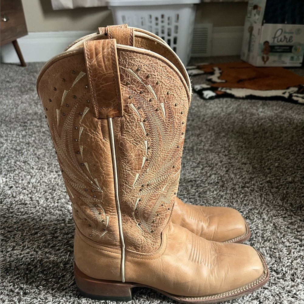 Shyanne Cowboy Boots